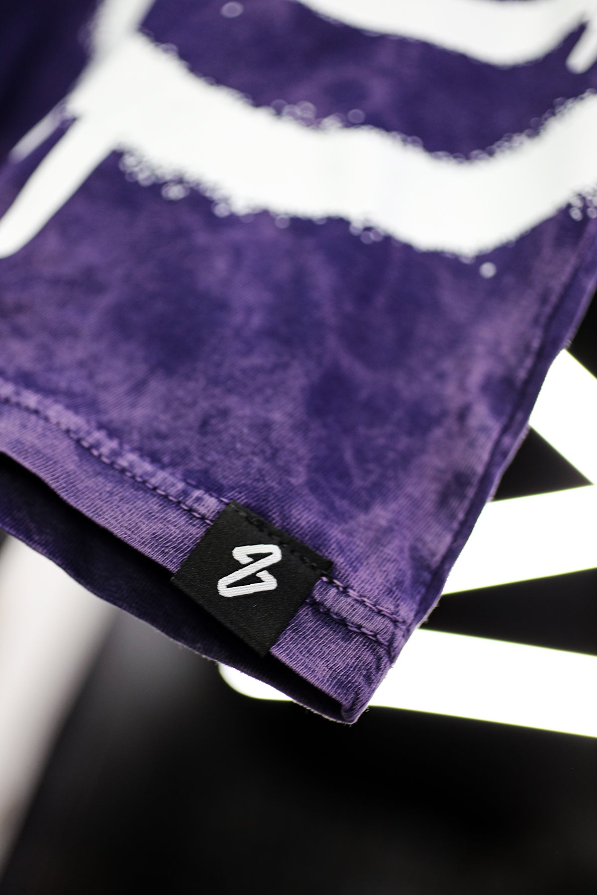 WE RISE BY LIFTING OTHERS // VINTAGE MARBLE WASH TEE